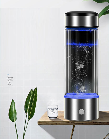 HydroGlow™ – Hydrogen-Enriched Water Bottle with Built-In Generator